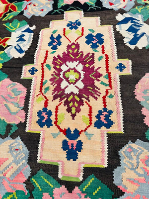 Vintage Bessarabian Black Red Green Wool Kilim Rug 95x126
