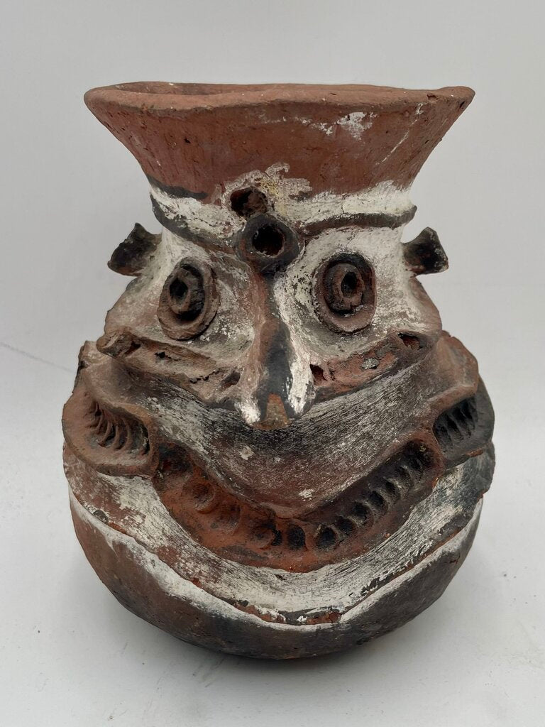 Papua New Guinea Chambri Aibom Damarau Pottery Jar