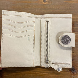Urban Equestrian Creston White Leather Wallet