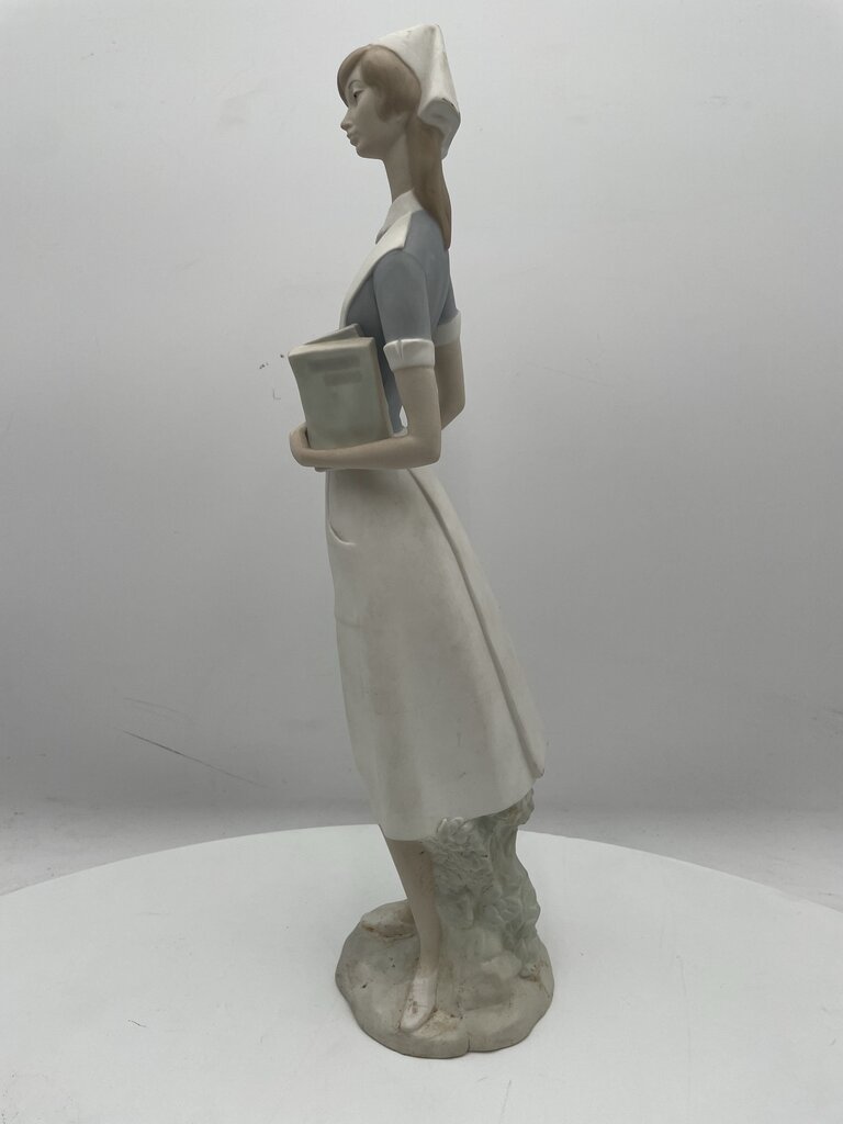Lladro Spain Porcelain Figural Nurse #29