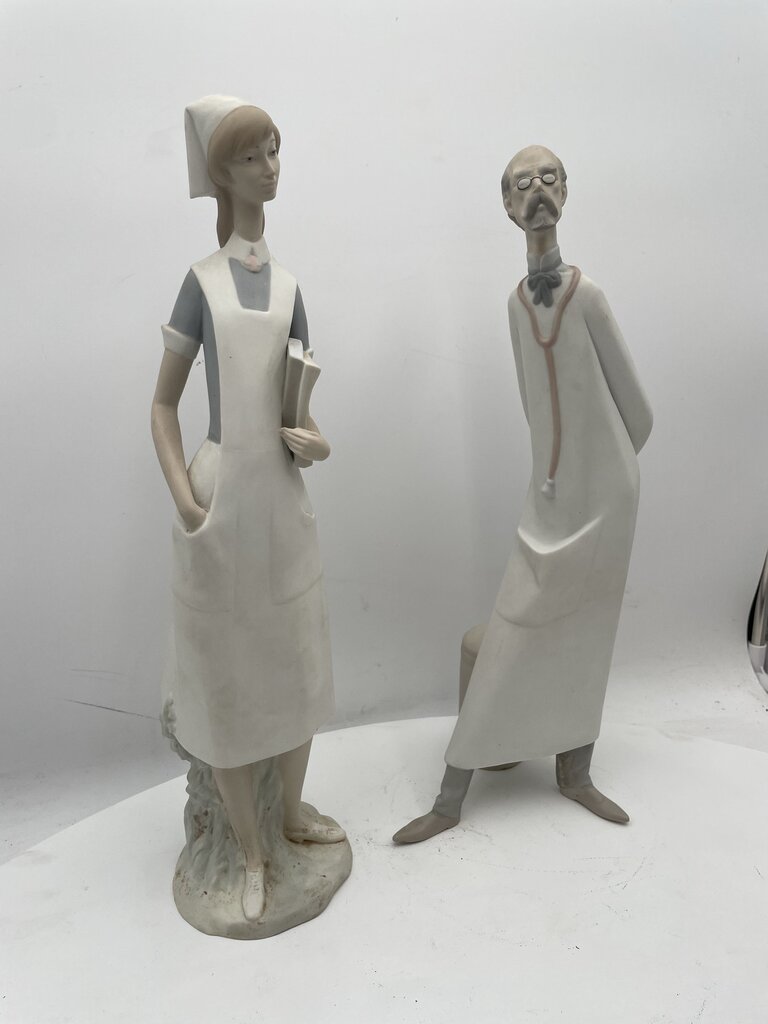 Lladro Spain Porcelain Figural Doctor #26