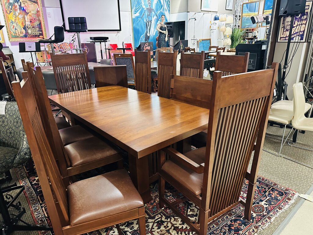 Frank Lloyd Copeland Dining Set (Table, 2 leavs, 10 chairs)