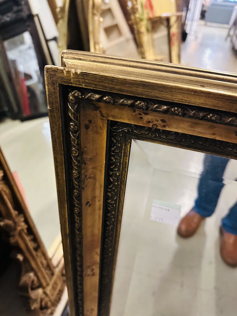 Giltwood Wall Mirror 44x36