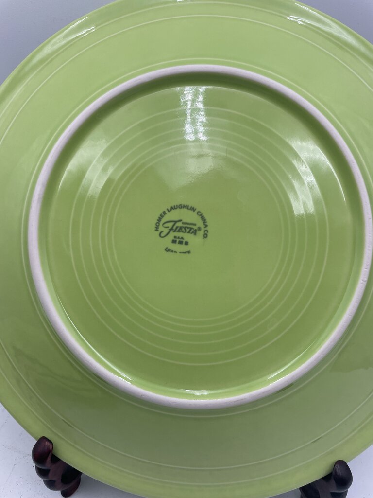 Fiesta Homer Laughlin Chartreuse Dinner Plate 10.5"