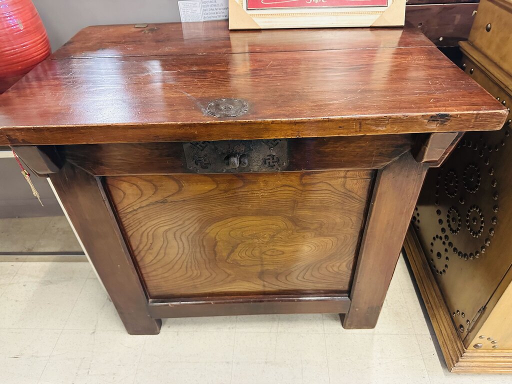 Vintage Asian Storge Cabinet With Lift Top 39.5x25x 34