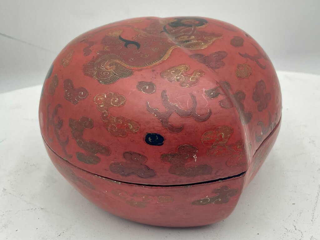 19th Century Chinese Papier-Mache & Wood Ash Red & Black Lacquered Hand Painted Food Dog Motif Peach Shaped Lidded Box