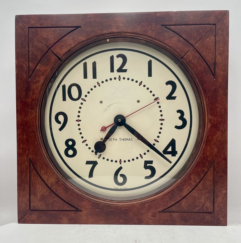 Seth Thomas Oak Case Electric Wall Clock