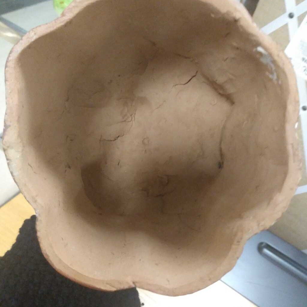 Peruvian Women Pottery