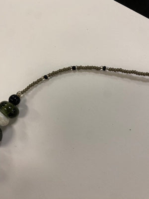 Mixed Material Beaded Wire Necklace