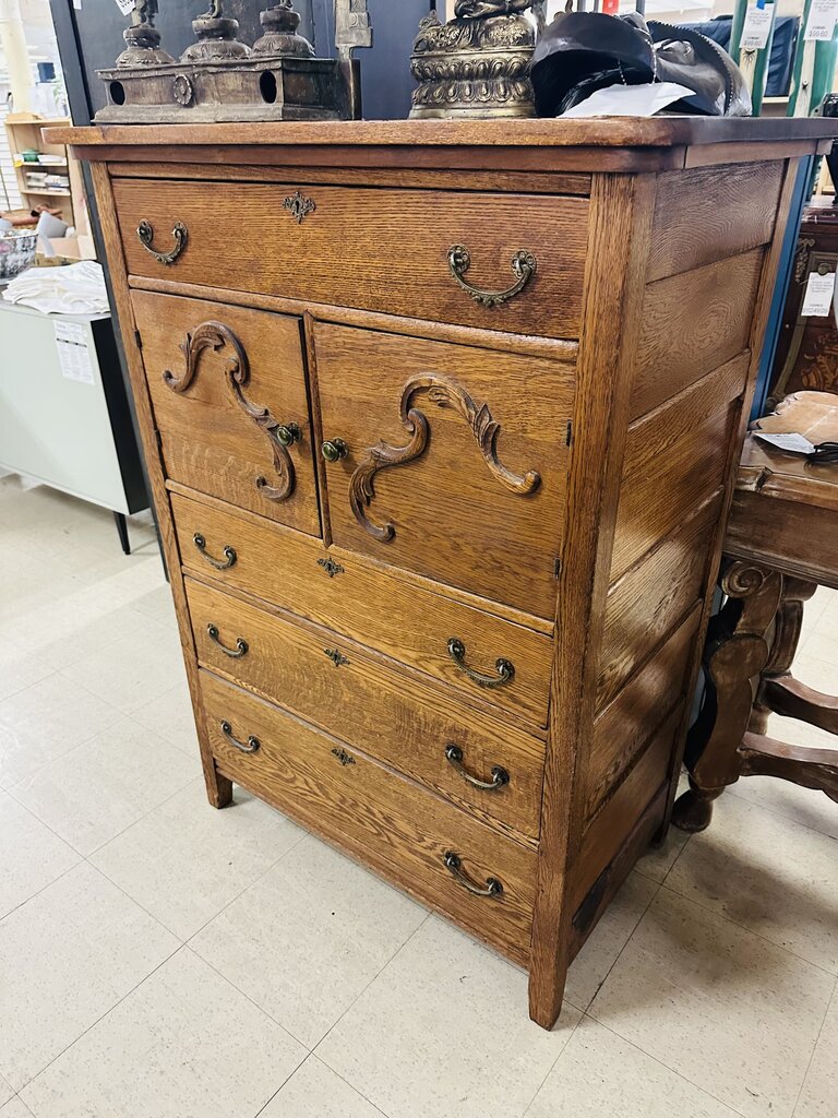 Antique Oak Dresser 26x20x49