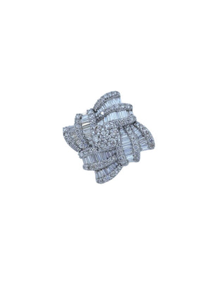 Ring 18k White Gold Ornate Diamond