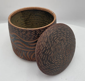 Dayle Rushall Pottery Brown Earth and Sea Lidded Terracotta Jar