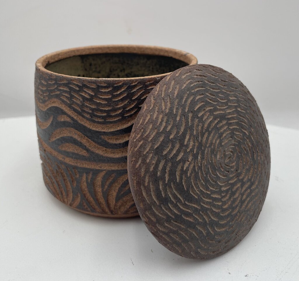 Dayle Rushall Pottery Brown Earth and Sea Lidded Terracotta Jar