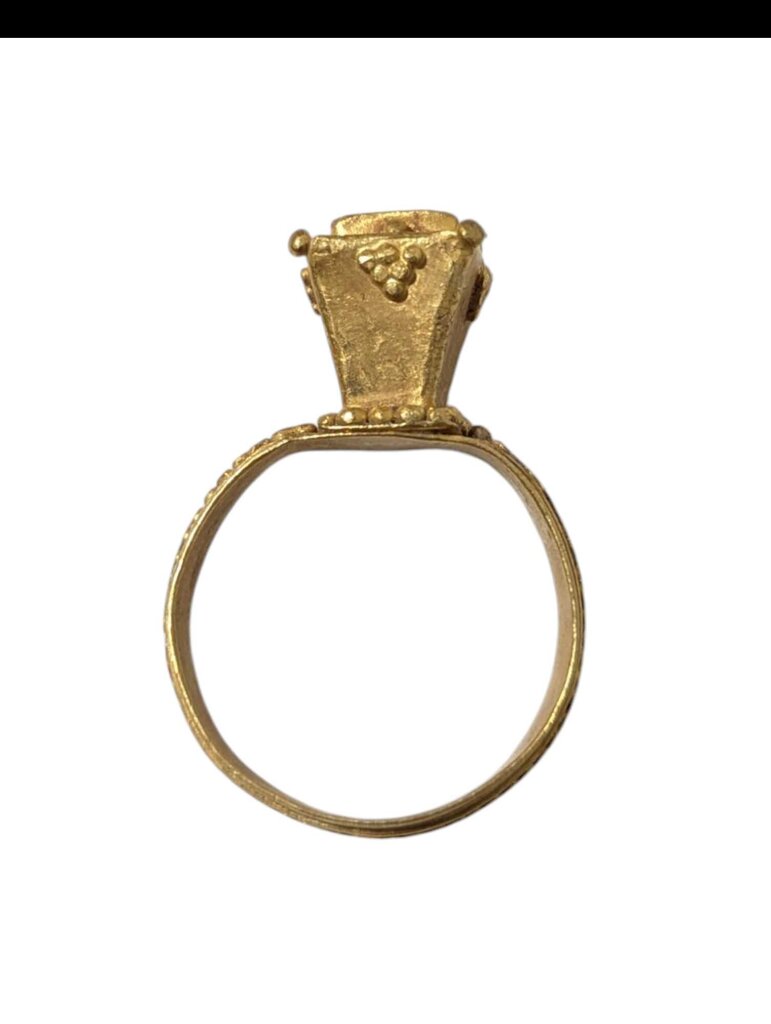 Ancient Roman Ring w/ Carnelian 22k Yellow Gold ( flat square stone )