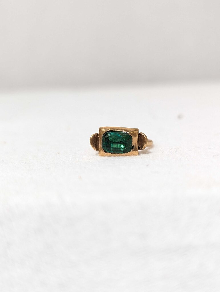 Ancient Roman Ring w/ Green Glass 20k Yellow Gold