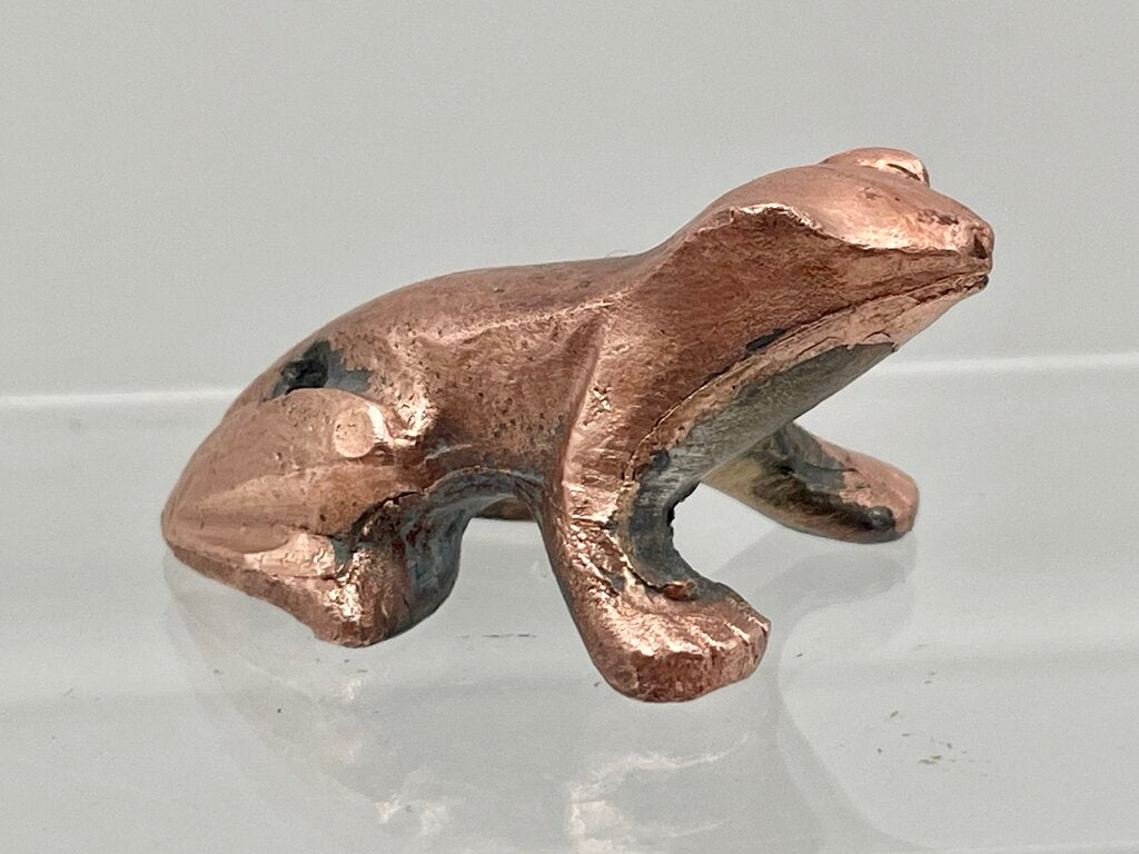 Solid Brass Casting Frog Sculpture 1"