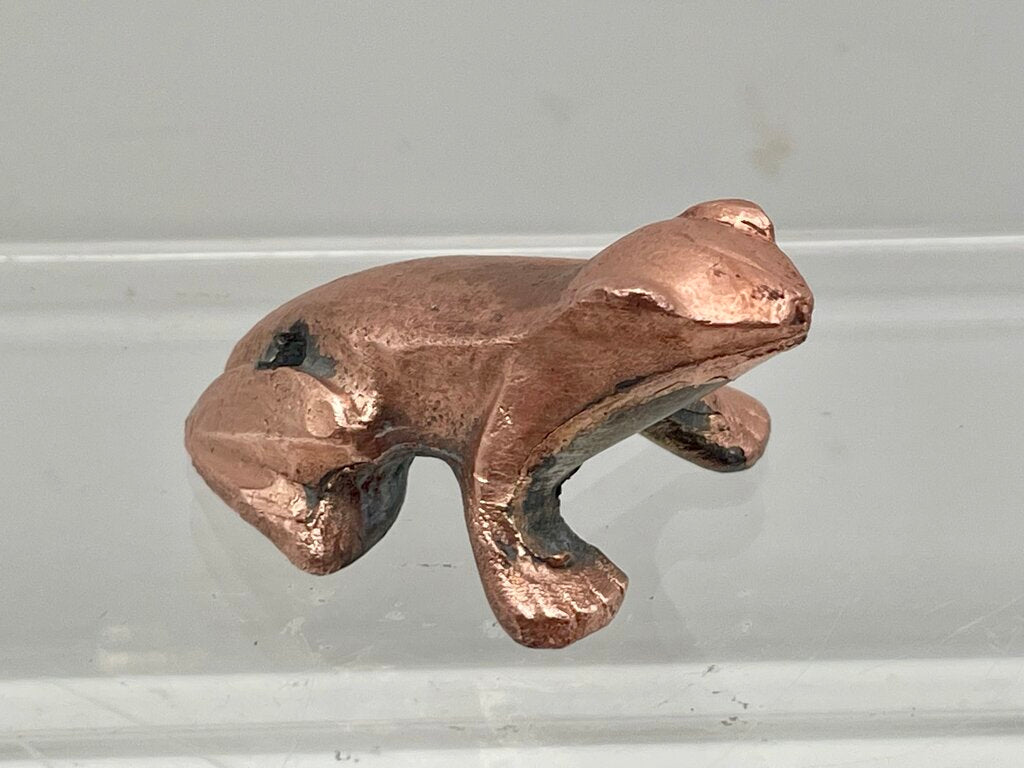 Solid Brass Casting Frog Sculpture 1"