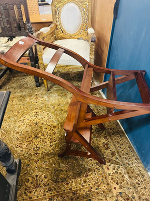 Library Chair Transformable To Stepladder