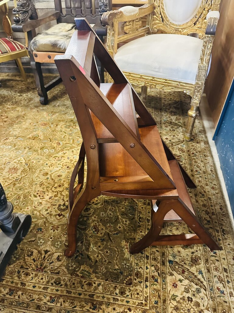 Library Chair Transformable To Stepladder