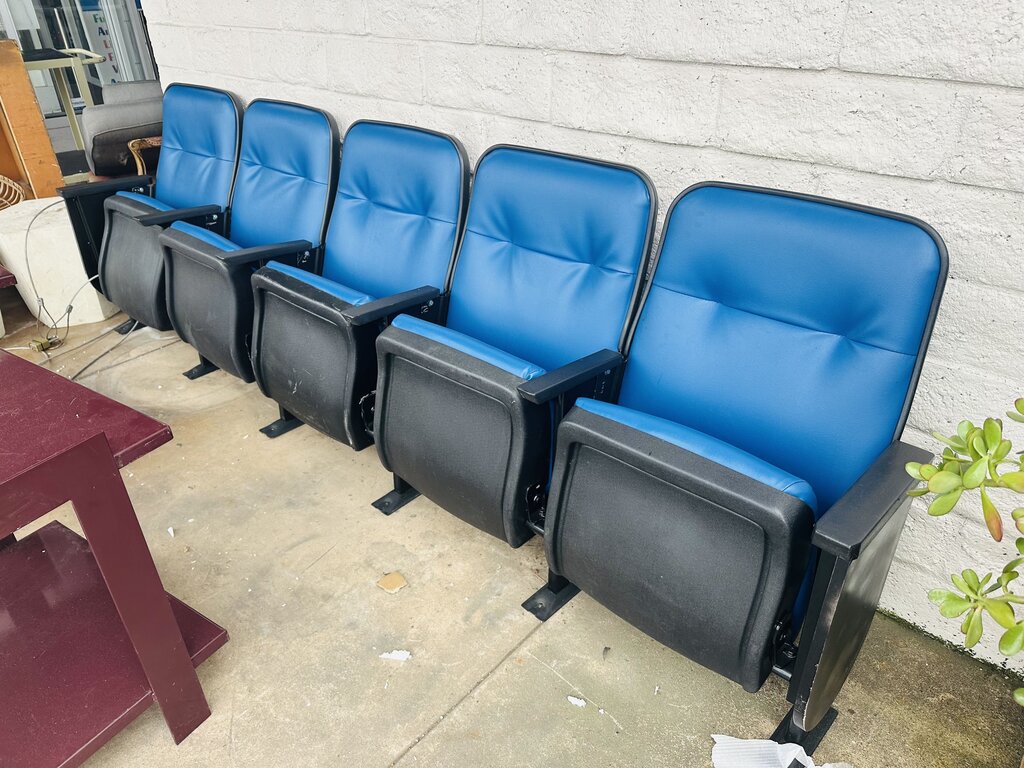 Theater Seat (set of 5)