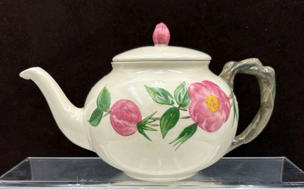 Franciscan Desert Rose England Lidded Teapot 32oz. (2 Pcs)
