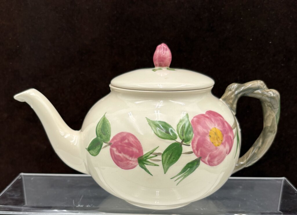 Franciscan Desert Rose England Lidded Teapot 32oz. (2 Pcs)