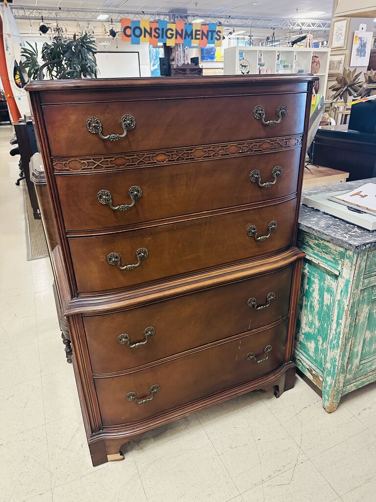 Antique Federal Style Mahogany Highboy Dresser 34x19x52