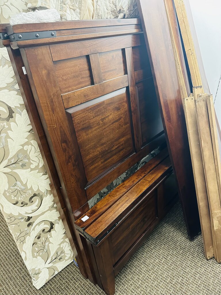 Wooden Bed (headboard+ footboard + sidings) pls measure