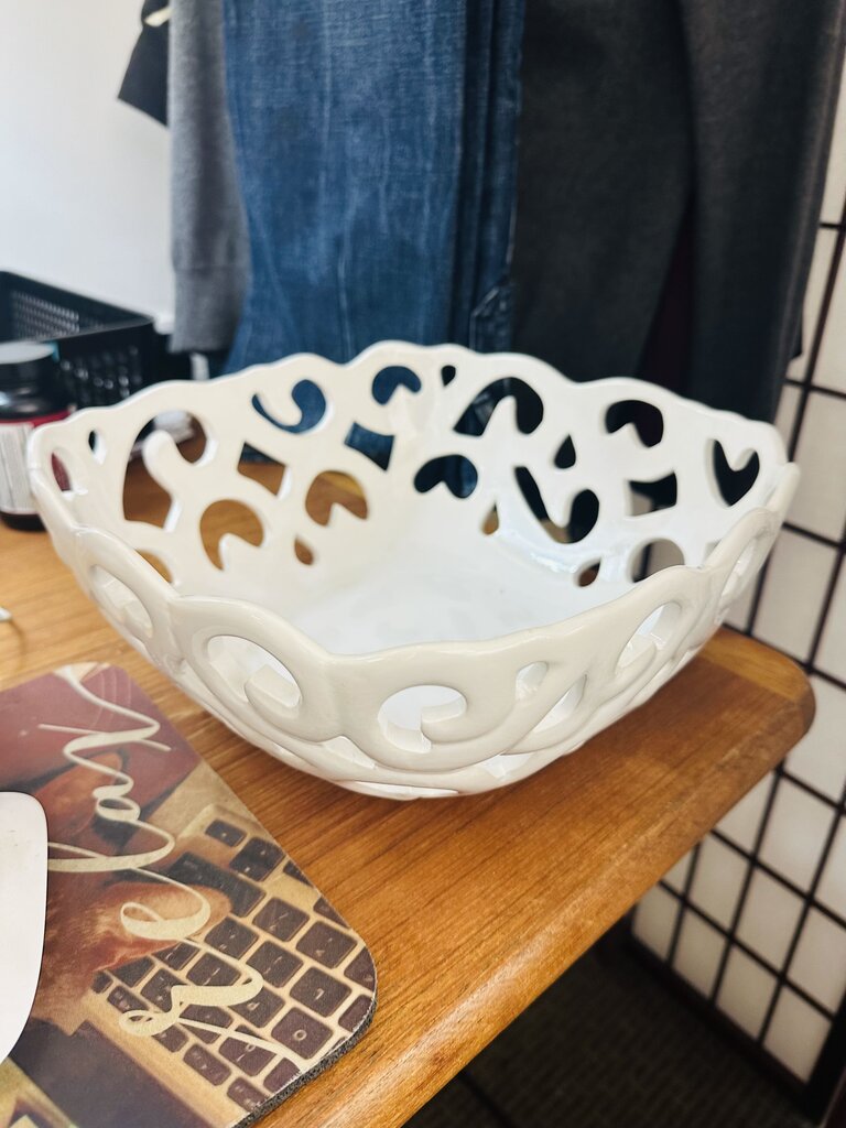 Table Top Gallery Ceramic Bowl