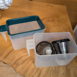 Omega Juicer w/Accessories