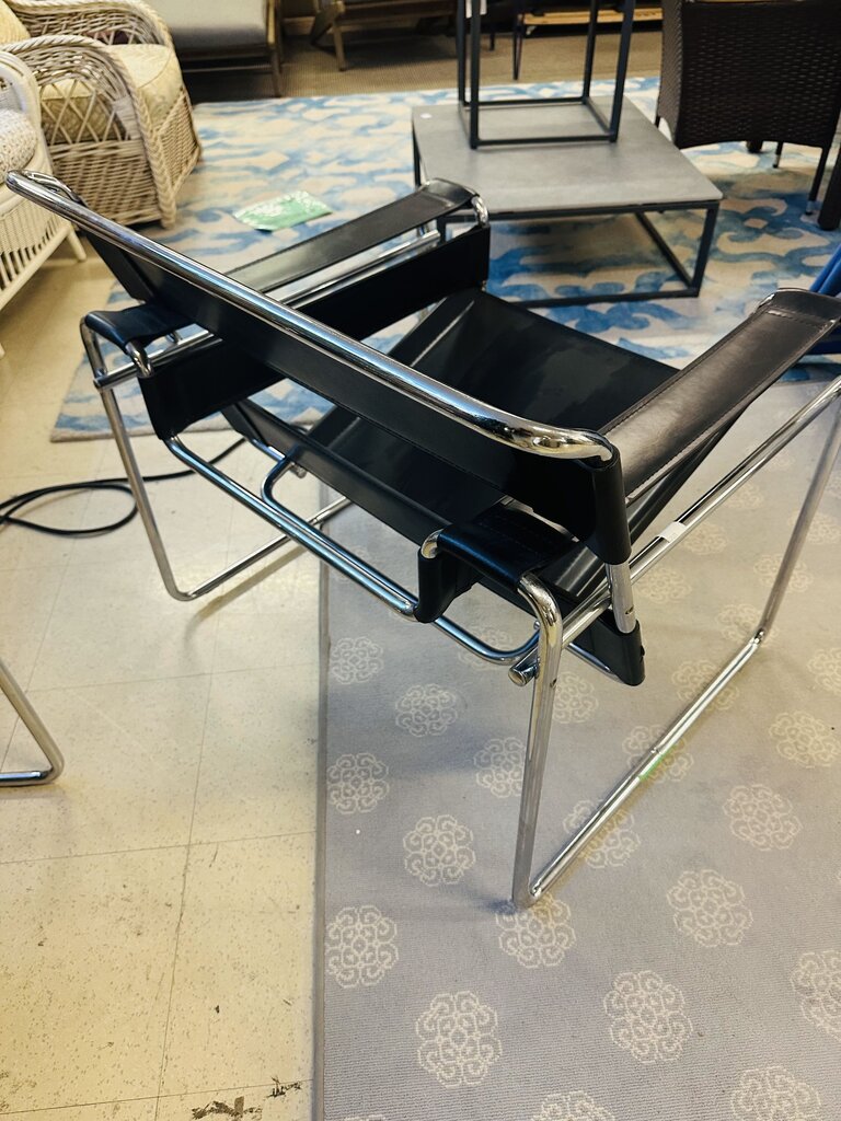 Wassily Style Lounge Chair