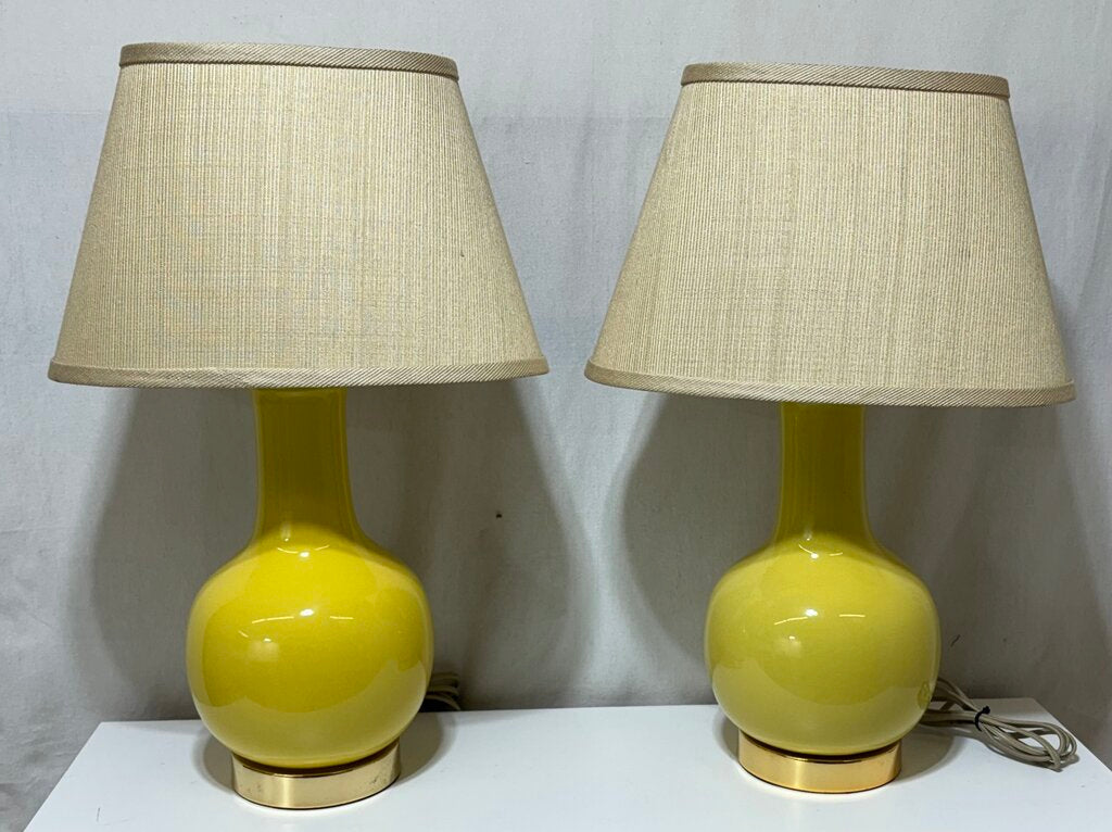 Safavieh Yellow Single Gourd Style Table Lamp (PAIR)