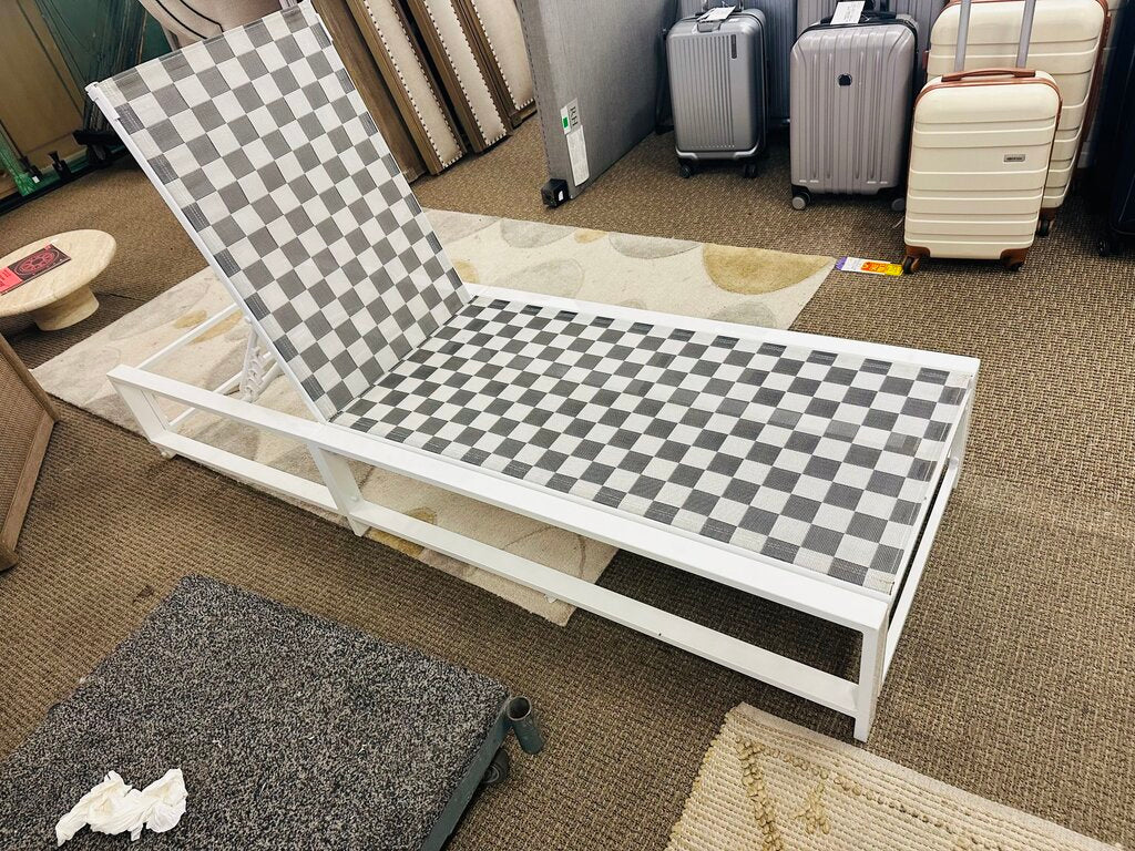 Costway Metal Stationary Chaise Lounge