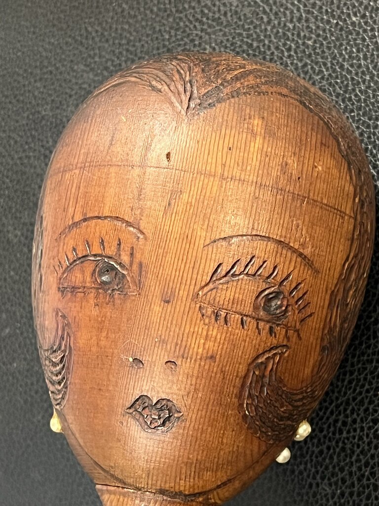 Art Deco Wooden Flapper Hat Stand