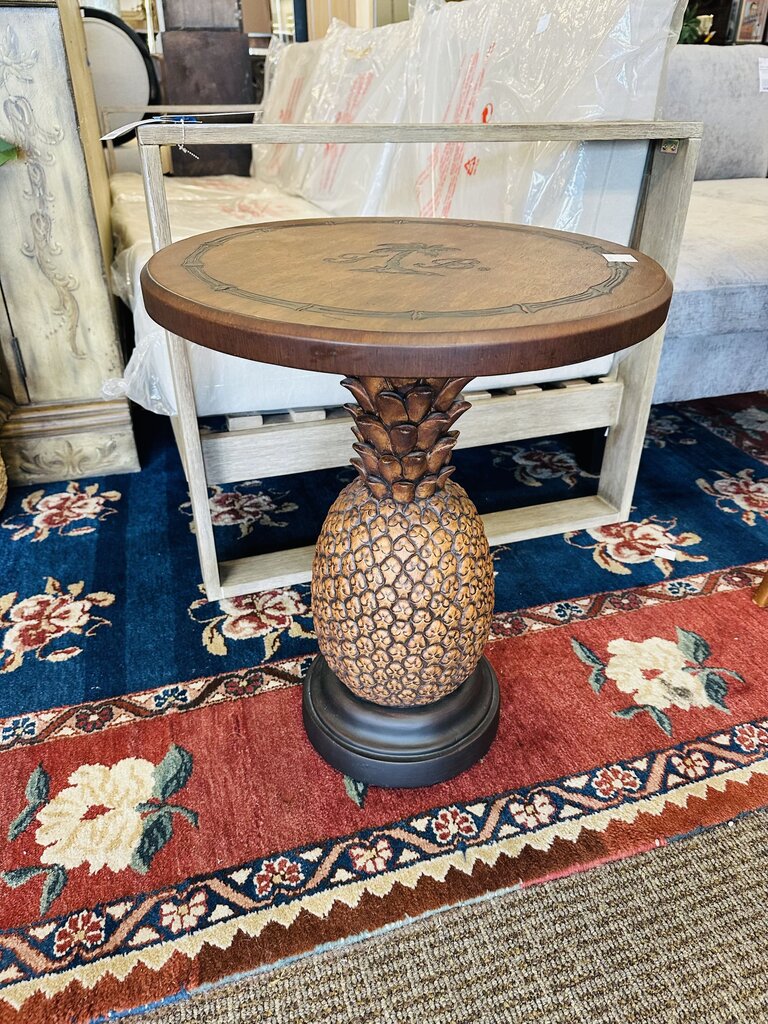 Tommy Bahama Pineapple Side Table 18x23
