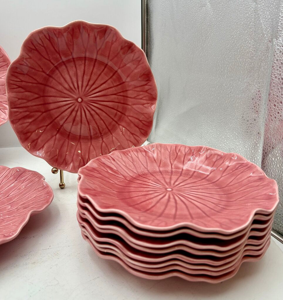 Vintage Metlox USA Rose Pink Lotus Plate Set (16Pcs)
