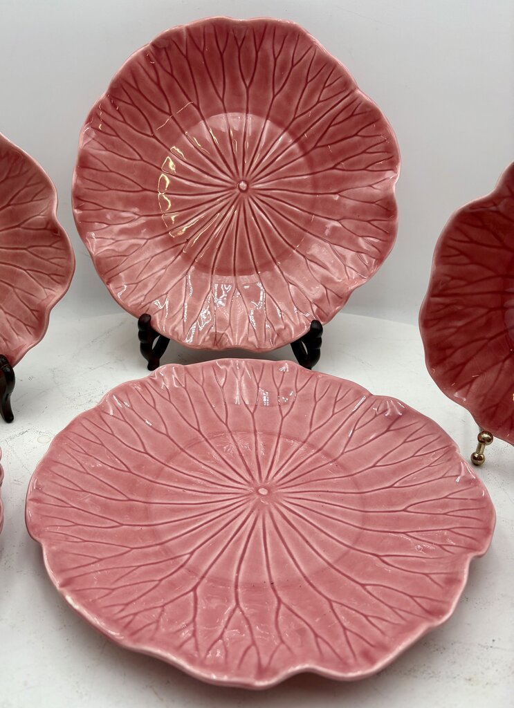 Vintage Metlox USA Rose Pink Lotus Plate Set (16Pcs)