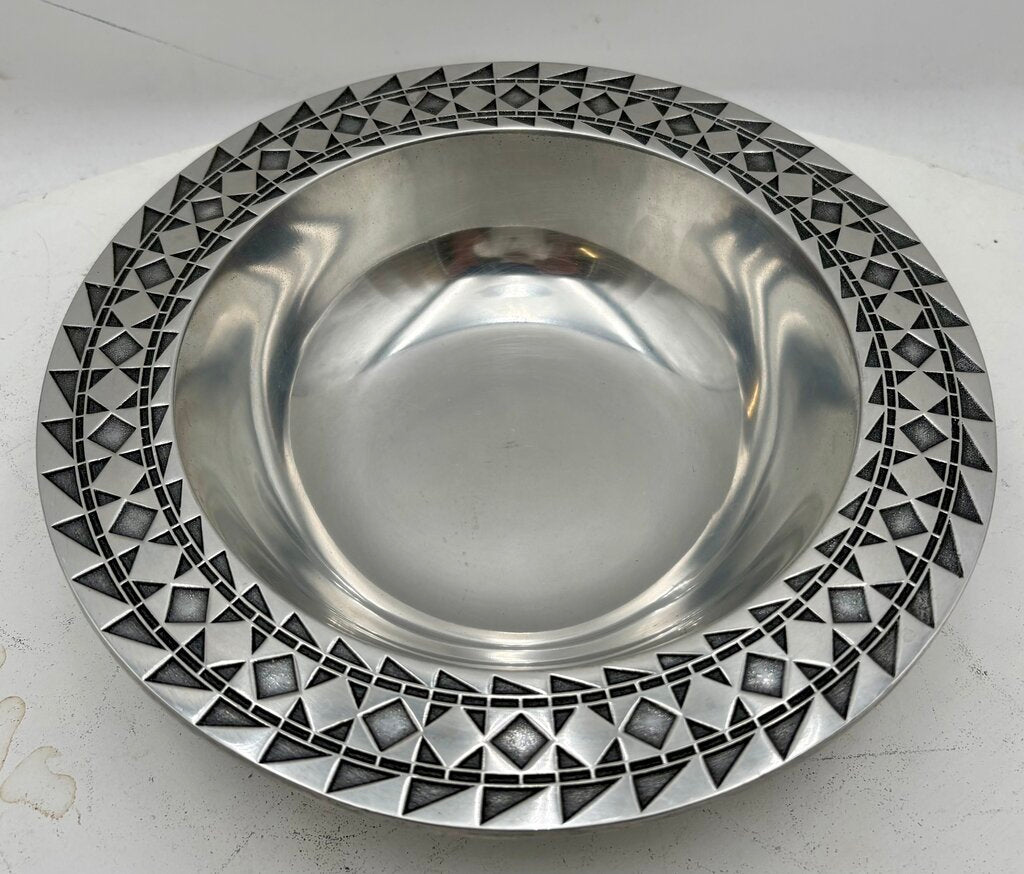 Wilton Mount Joy Pa. Pewter Armetal Acoma Bowl 10.5"