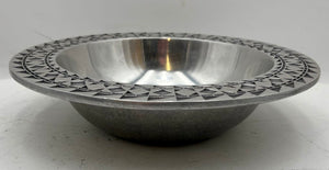 Wilton Mount Joy Pa. Pewter Armetal Acoma Bowl 10.5"