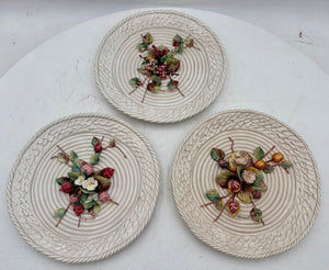 Italian La Luna Del Pozzo Studio Barbotine Majolica by Benedetti 1960's Hand Made Plate Set (3Pcs)