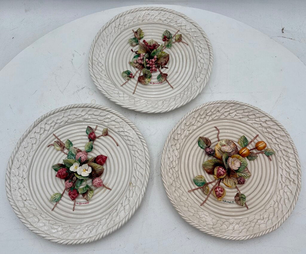 Italian La Luna Del Pozzo Studio Barbotine Majolica by Benedetti 1960's Hand Made Plate Set (3Pcs)