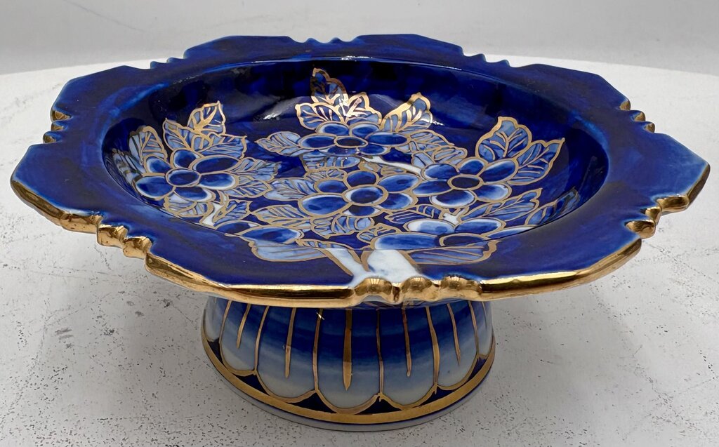 East Asian Style Royal Blue Gilt Floral Porcelain Set (5Pcs)