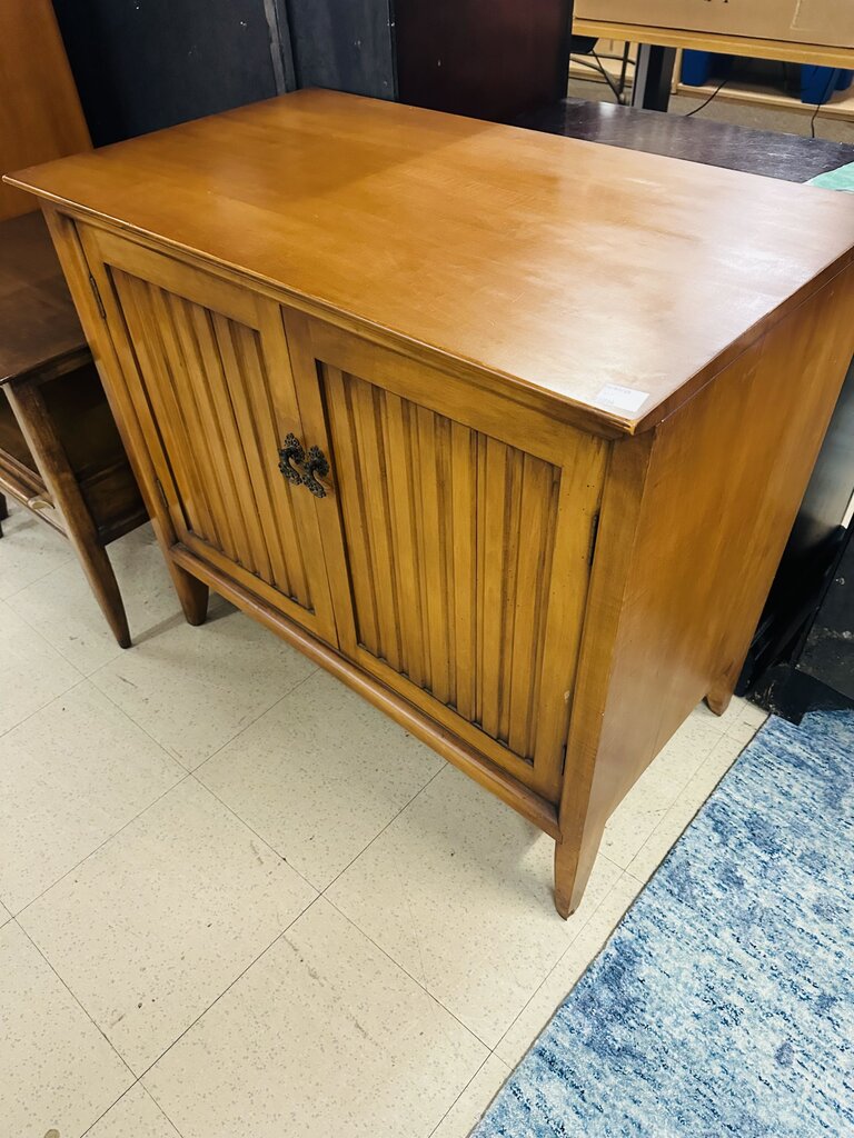 Willett Impact Cabinet 34x20x32