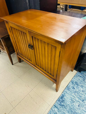 Willett Impact Cabinet 34x20x32