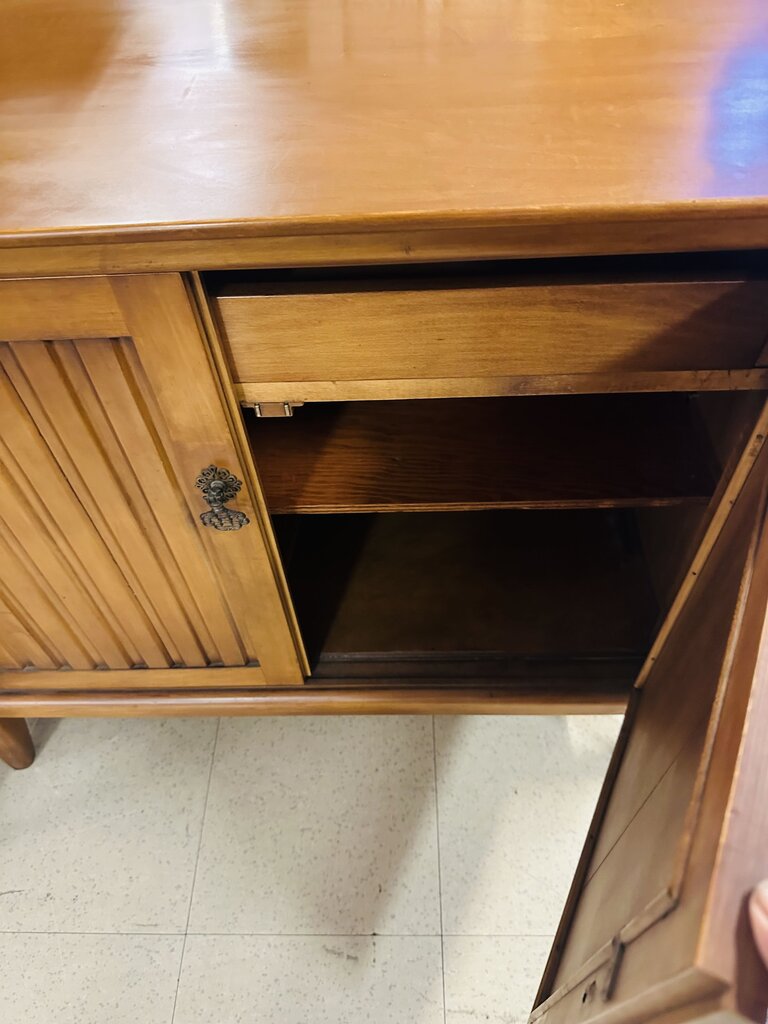 Willett Impact Cabinet 34x20x32