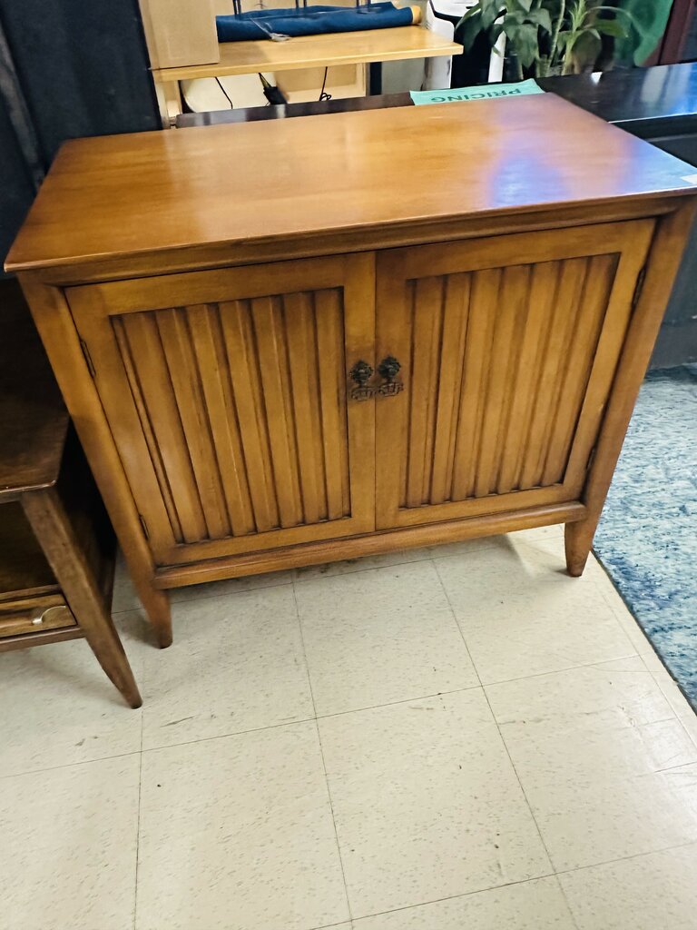 Willett Impact Cabinet 34x20x32