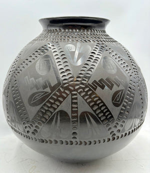 Casa Grande Gloria Hernandez Black Pottery Vessel 12.5"
