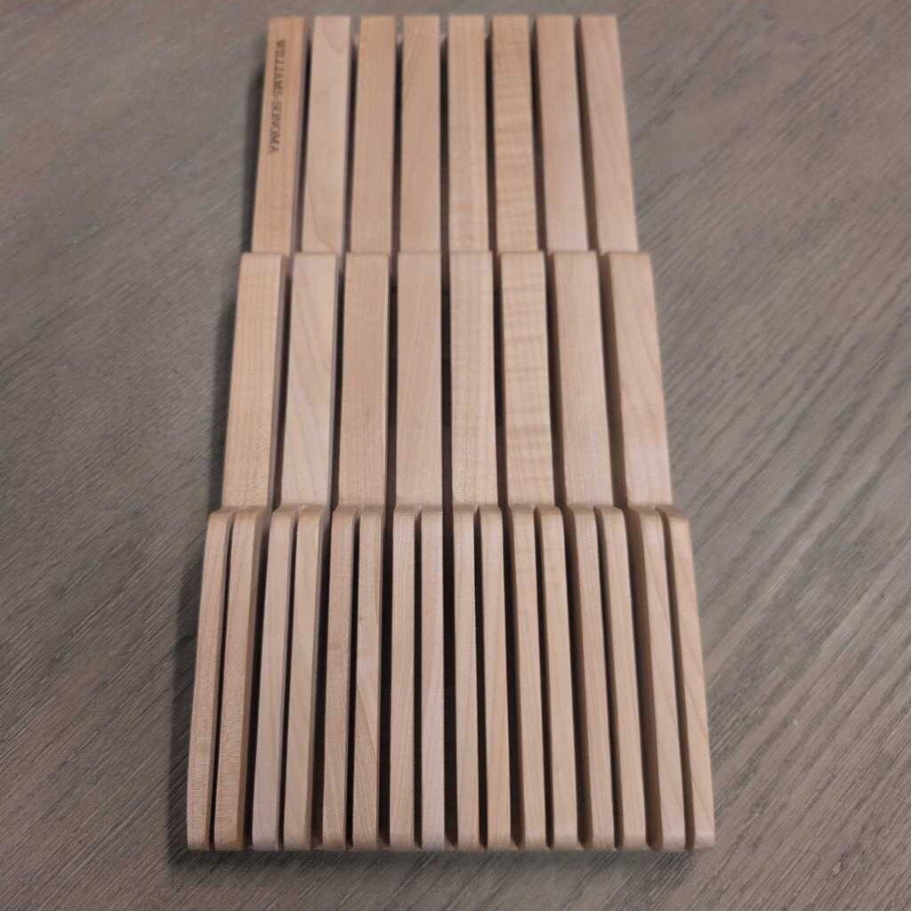 William Sonoma 15 Slot Knife Organizer