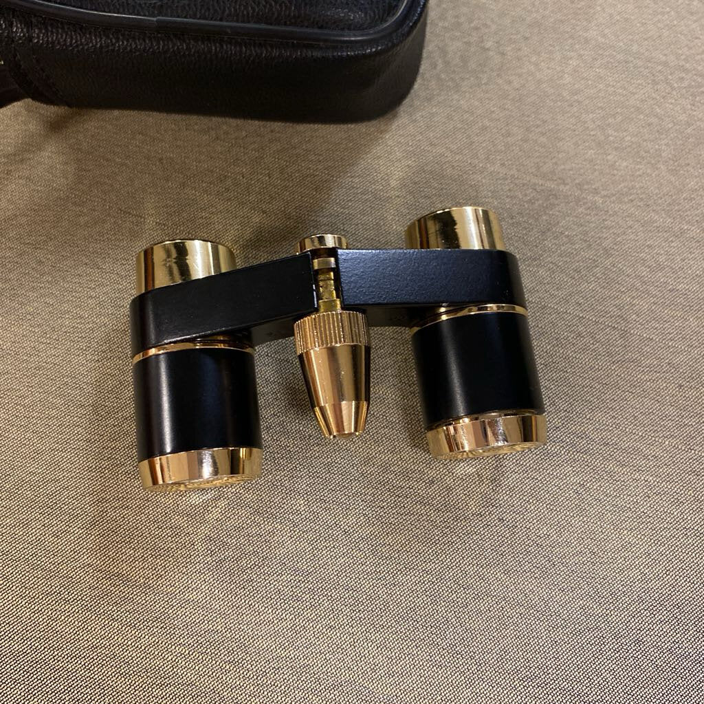 Brookstone Focus Free Opera Glasses Gold/ Black