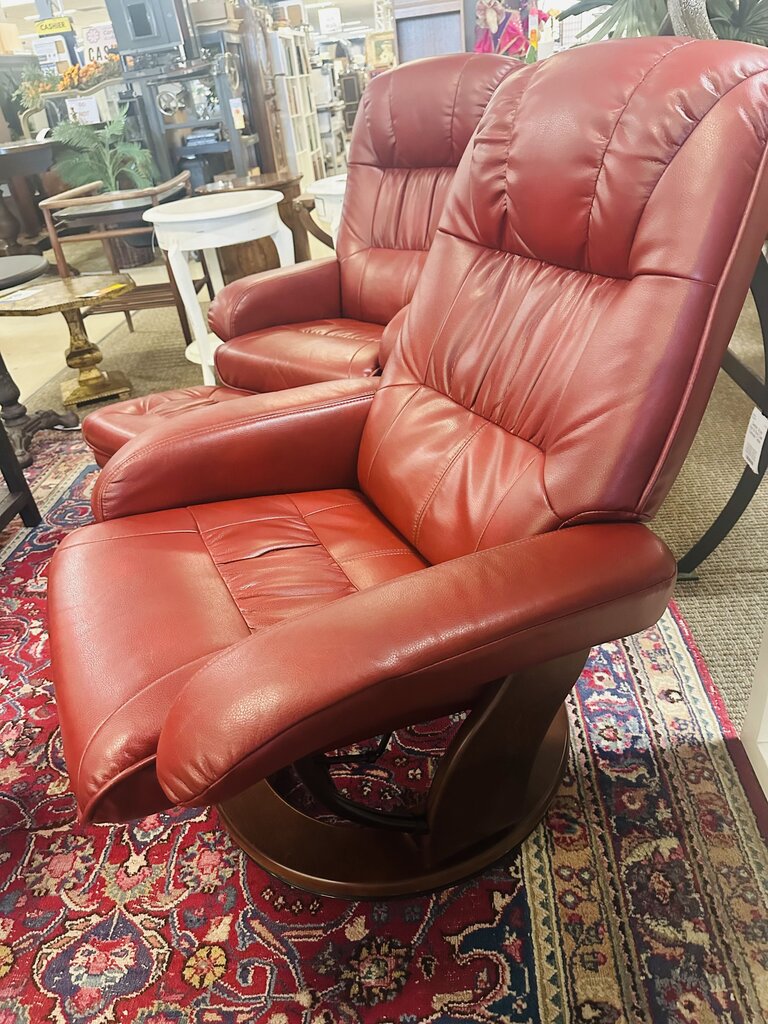 BenchMaster Nicholas Chair and Ottoman orig. $1499